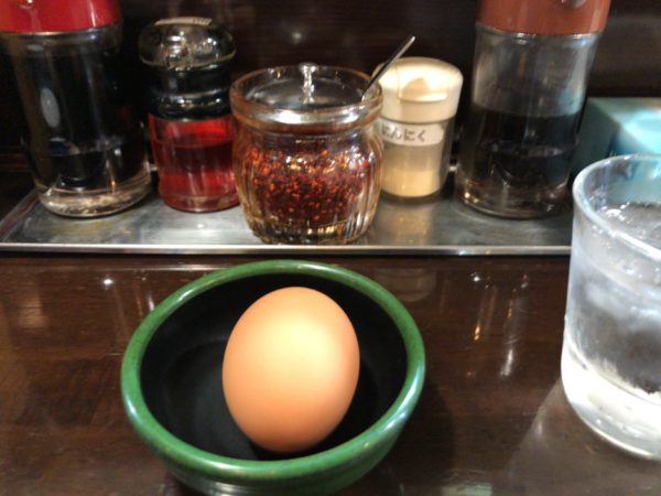徳島ラーメンの卵